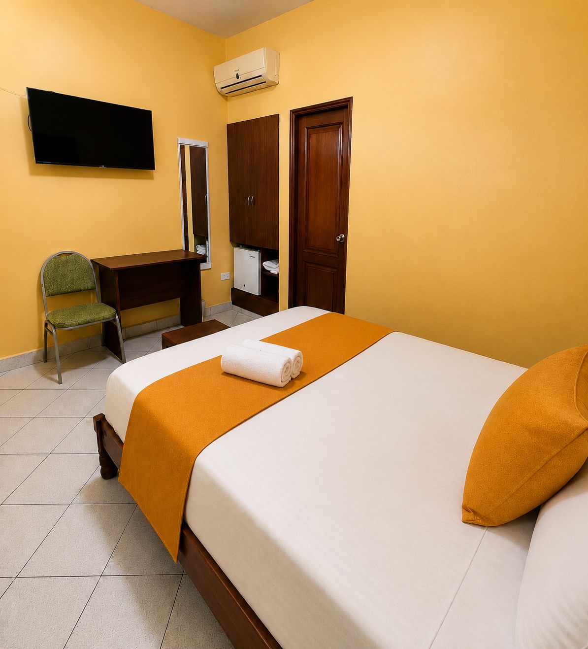 Hotel Boca Raton Tarapoto - Habitación Matrimonial foto 1